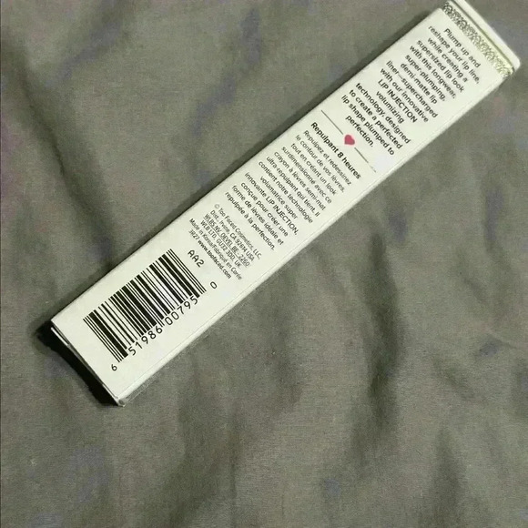 Too Faced Lip Injection Lip Shaper in Hot & Spicey MSRP $24 - Picture 2 of 2